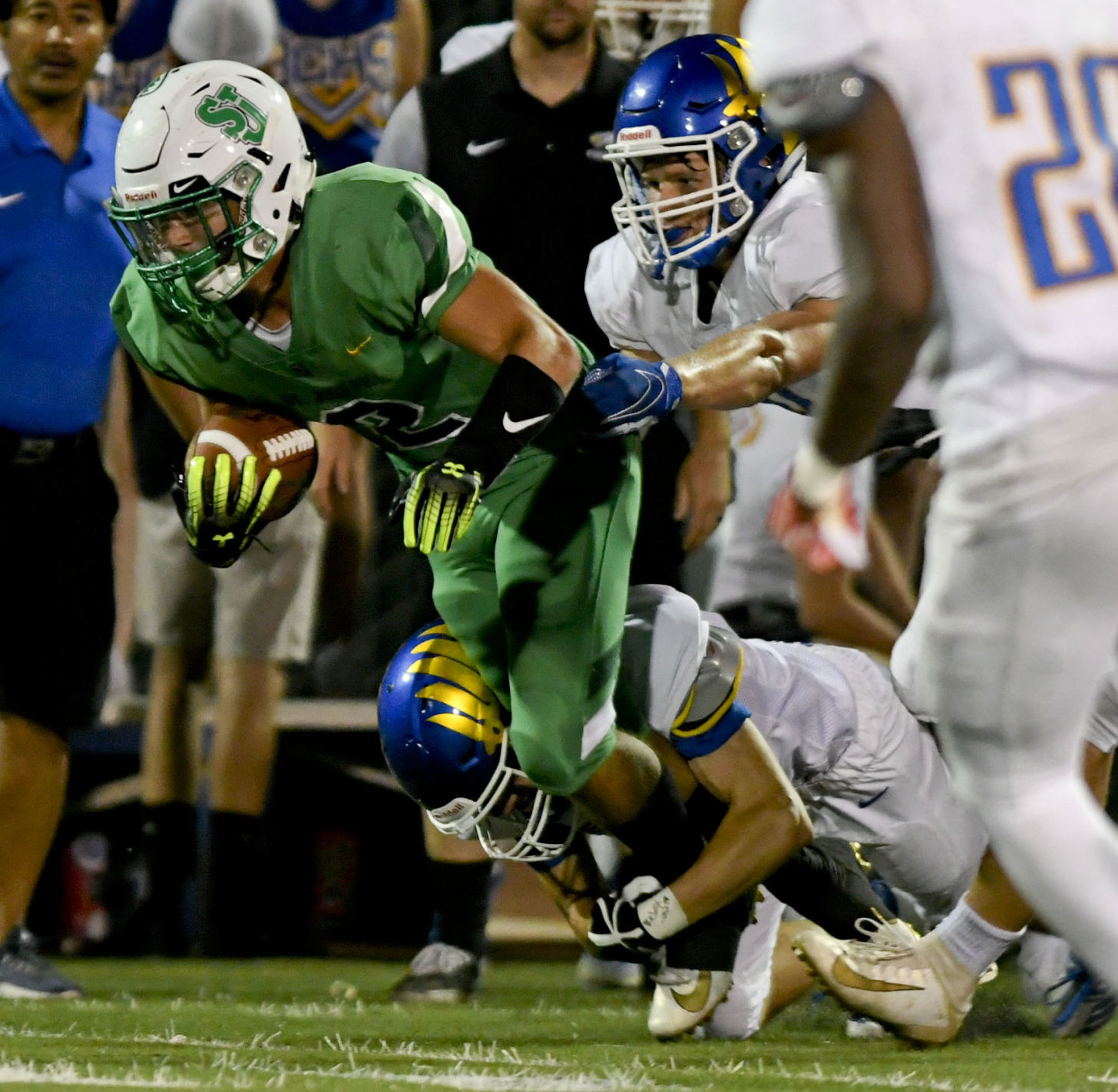 091319 BC SJ football 15.jpg